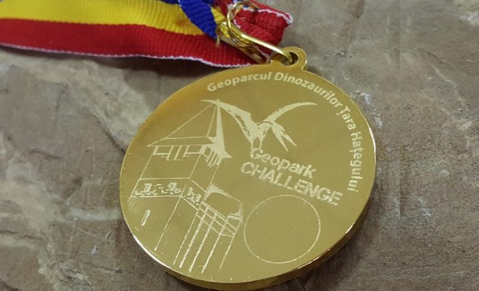 Medalie semimaraton geoparc - Copy