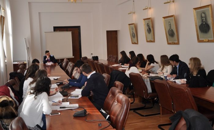 ateliere exploratorii