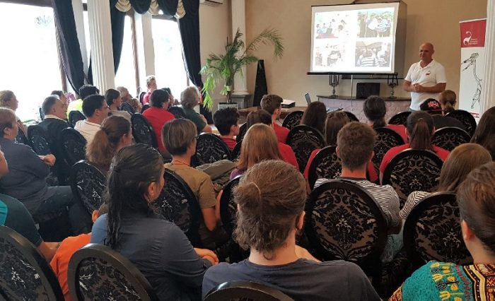 schimb de idei voluntari geoparc studenti