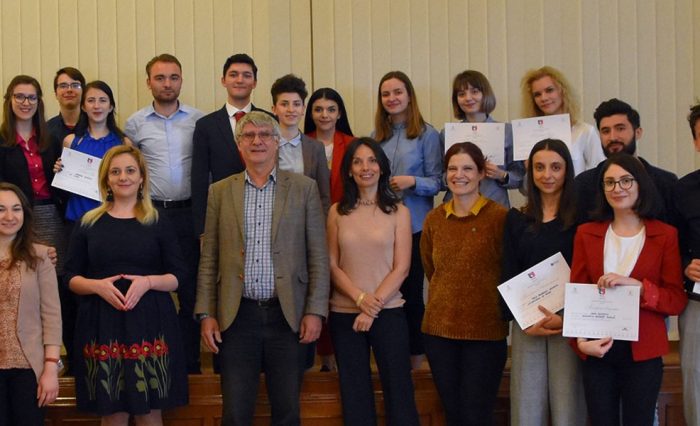 UB-TALKS-2019-finala-slider-1080x600