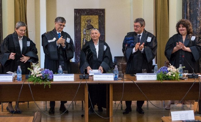 DHC Ludmila Ulitkaia video