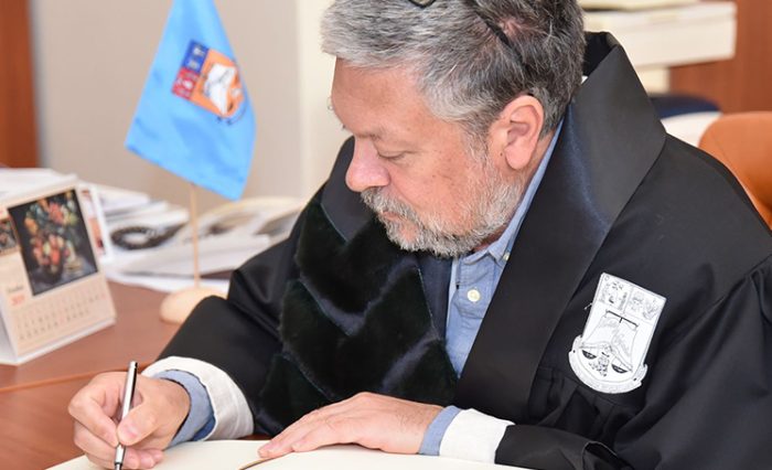 știre Mihail Șișkin