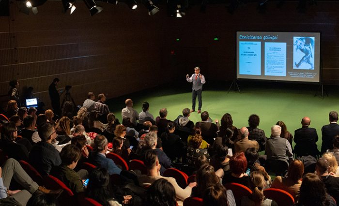 despre-stiinta-si-etnicitate-video