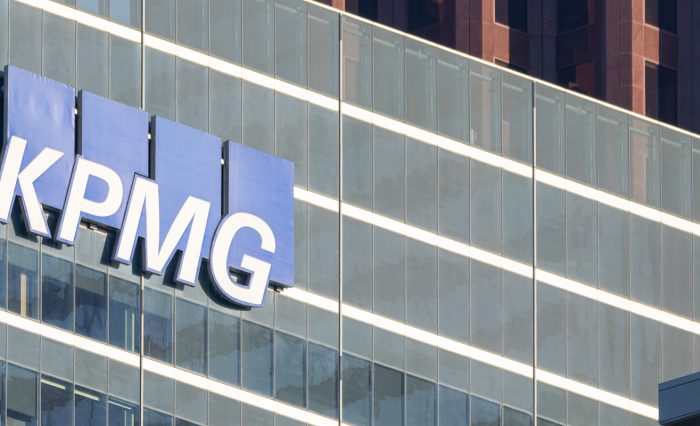 parteneriat kpmg unibuc 2020 slider