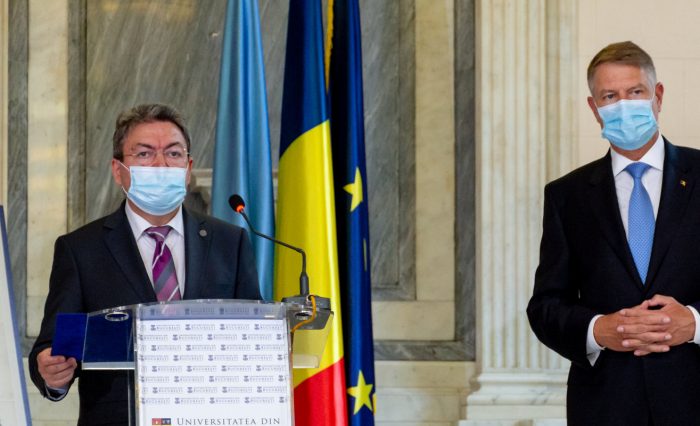 iohannis preda unibuc ub piata universitatii universitate SLIDER