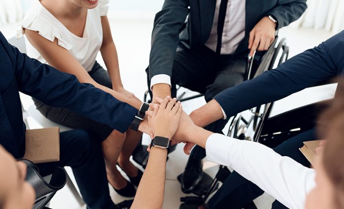 ilustratie, colectiv unit, colegi și persoane cu dizabilități