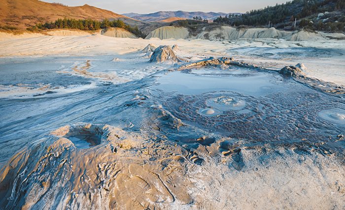 foto Comunicat_UB_Geoparcul UNESCO Ținutul Buzăului_vulcanii noroioși