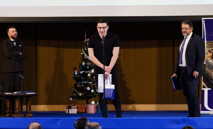 Lazar Cosmin Premiile Senatului - STIRE