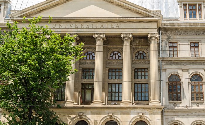 stire doctoranzi istorie