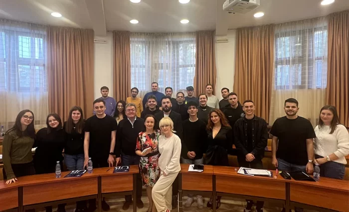 scoala de leadership buletin (1)