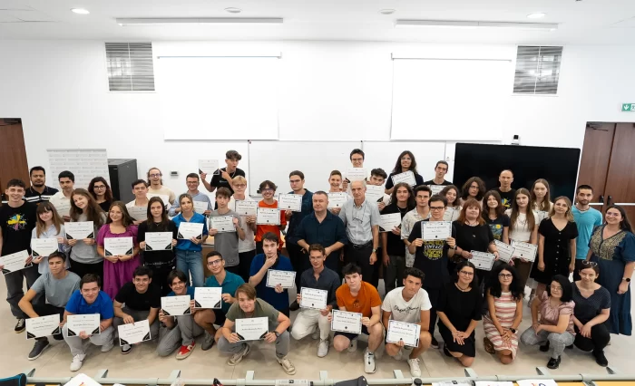 conferinta-fizica-energiilor-inalte-universitatea-din-bucuresti