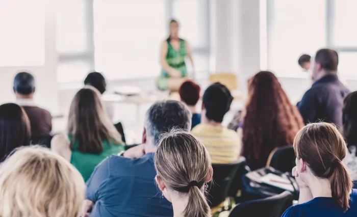 conferinta departament filologie slava