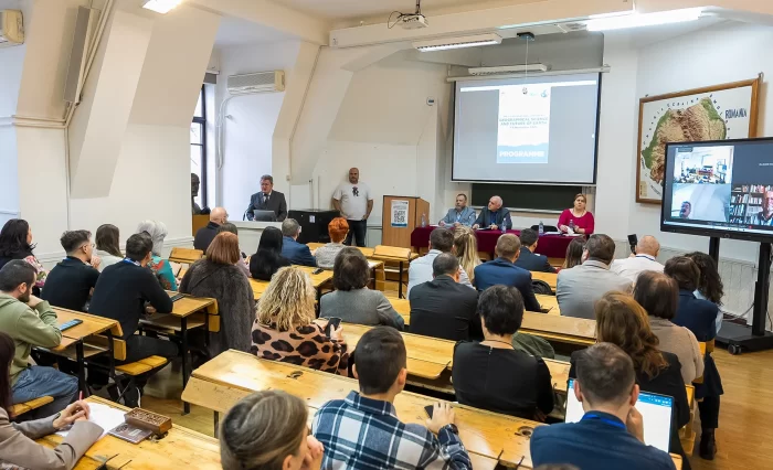 Geographical Sciences and Future of Earth stire