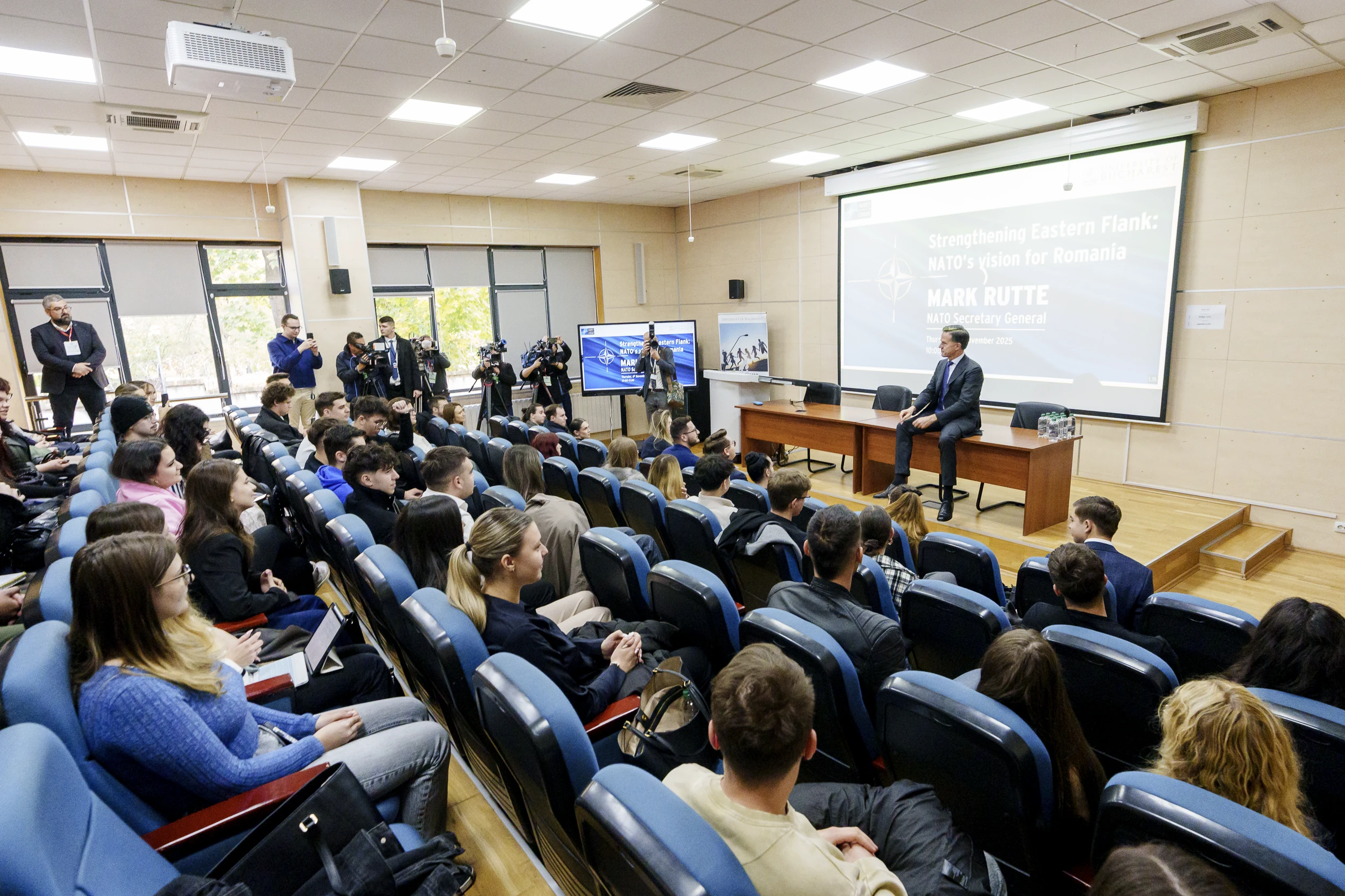 Mark Rutte @ UNIBUC - 59