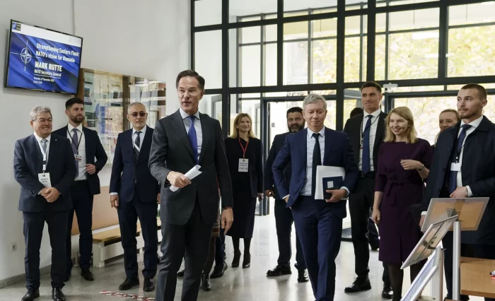 mark rutte universitatea din bucuresti vizita dezbatere